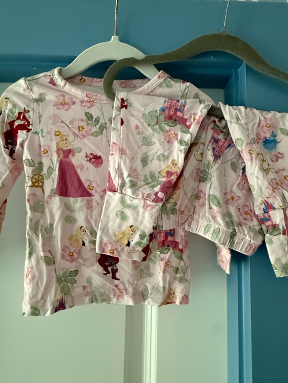 Bundle of Posh Peanut X Disney Princess baby clothes - Picture 7 of 11